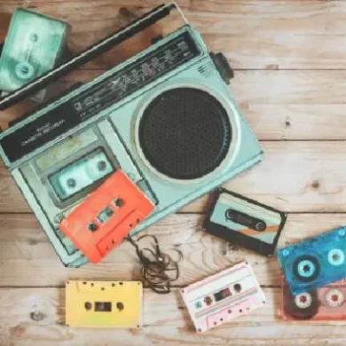 تصویر آلبوم دانلود ریمیکس عاشقانه شاد | ترکیب موزیک‌های زیرخاکی دهه ۶۰ و نسل جدید