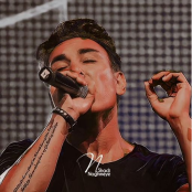 دانلود ریمیکس آهنگ بی‌احساس شادمهر عقیلی